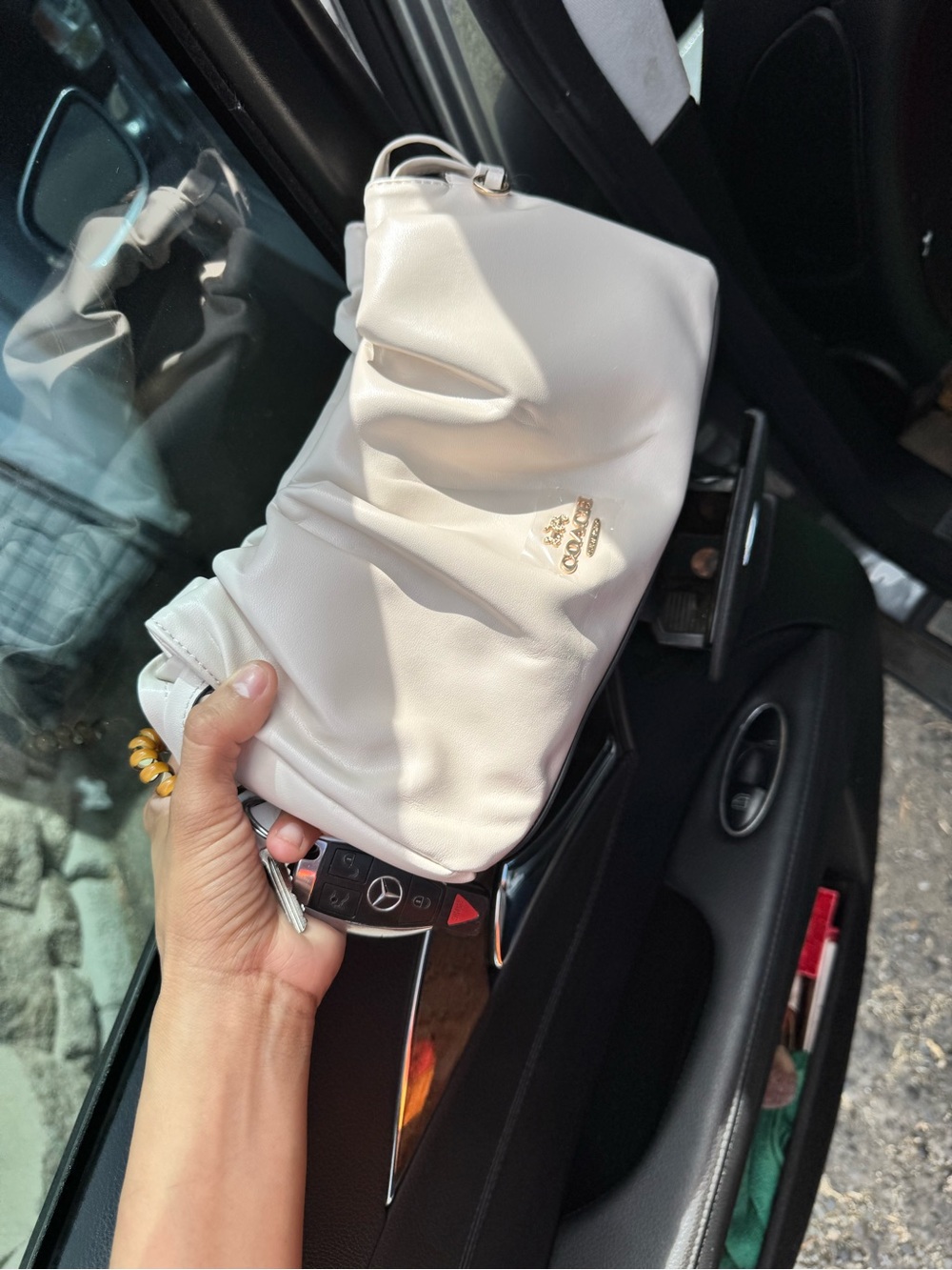 Coach Cream Gathered Leather Shoulder Bag - Picture 3 of 3